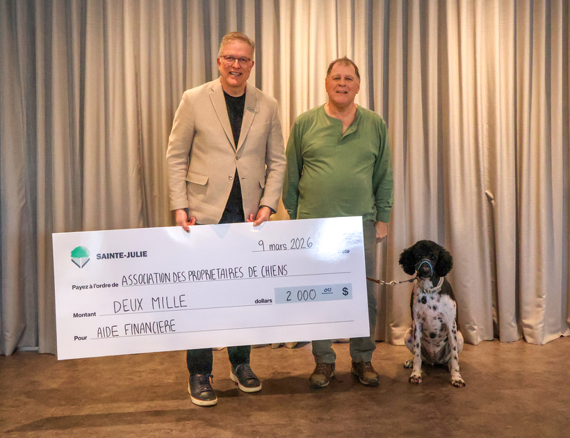 La Ville de Sainte-Julie accorde un soutien financier de 2 000 $ à l’Association des propriétaires de chiens de Sainte-Julie