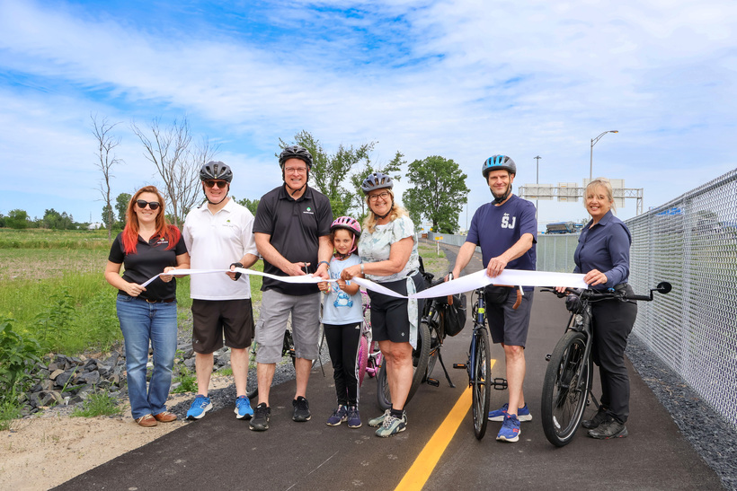 La Ville de Sainte-Julie inaugure la piste multifonctionnelle reliant le rang de la Vallée au boulevard Armand-Frappier